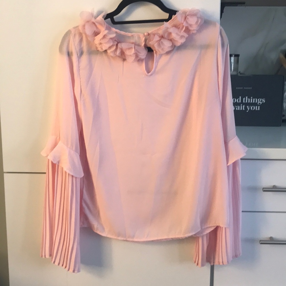 Pink blouse - Picture 2 of 2